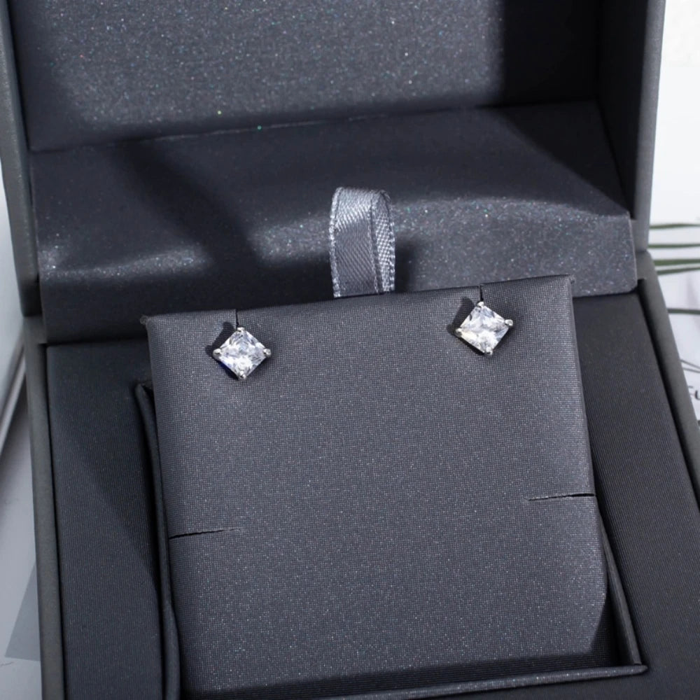 2024 Classic Simple Fashion Versatile Luxury Famous Jewelry Square Diamond Earrings For Women Party Anniversary Gift.