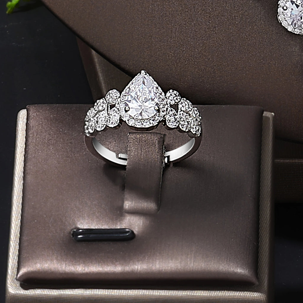 2025 Zircon Super Deluxe Tassel Water Drop Big Wedding Bridal Necklace Earrings 4 Pieces Nigerian Dubai Women's Jewelry Set
