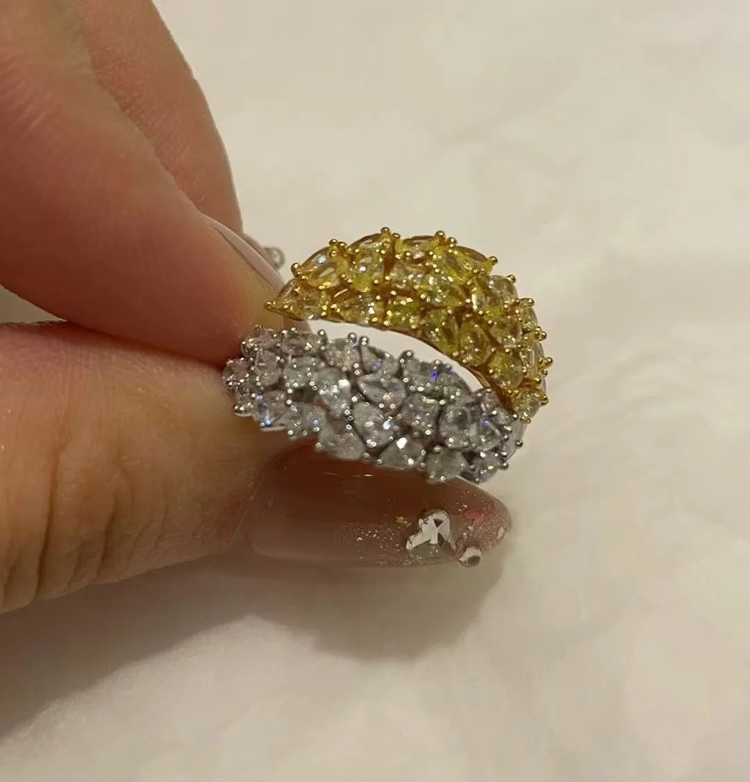 2024 Women's top quality sterling silver gold plated high-carbon yellow diamond and white rock sugar ring