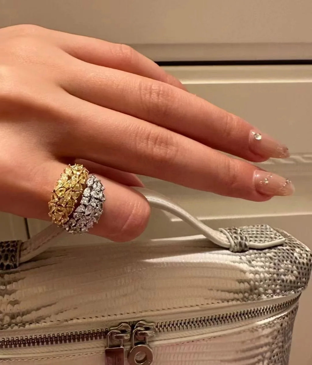2024 Women's top quality sterling silver gold plated high-carbon yellow diamond and white rock sugar ring
