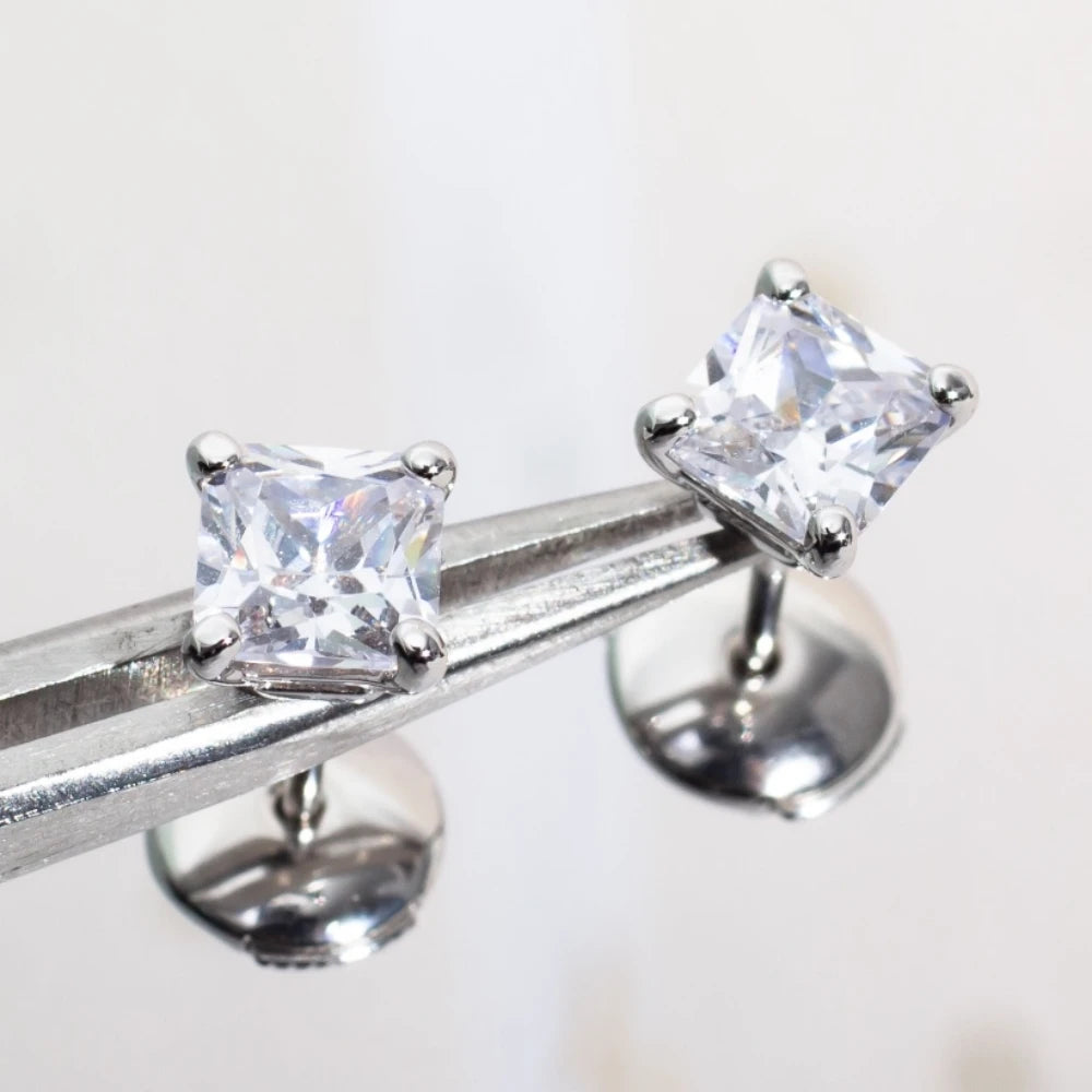 2024 Classic Simple Fashion Versatile Luxury Famous Jewelry Square Diamond Earrings For Women Party Anniversary Gift.